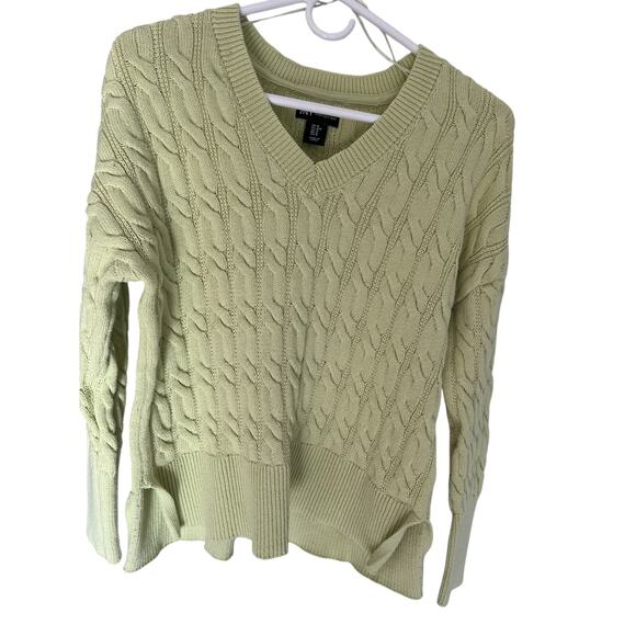 J Jones NY Women's M Lime Green Cotton V Neck Cable Knit Pullover Sweater Preppy - Picture 7 of 7